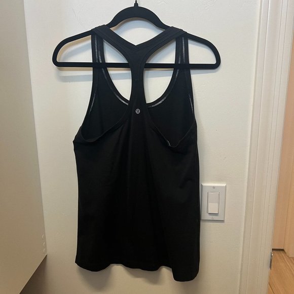 Lululemon Racer Back Tank Top in Black in Size L - Picture 8 of 9